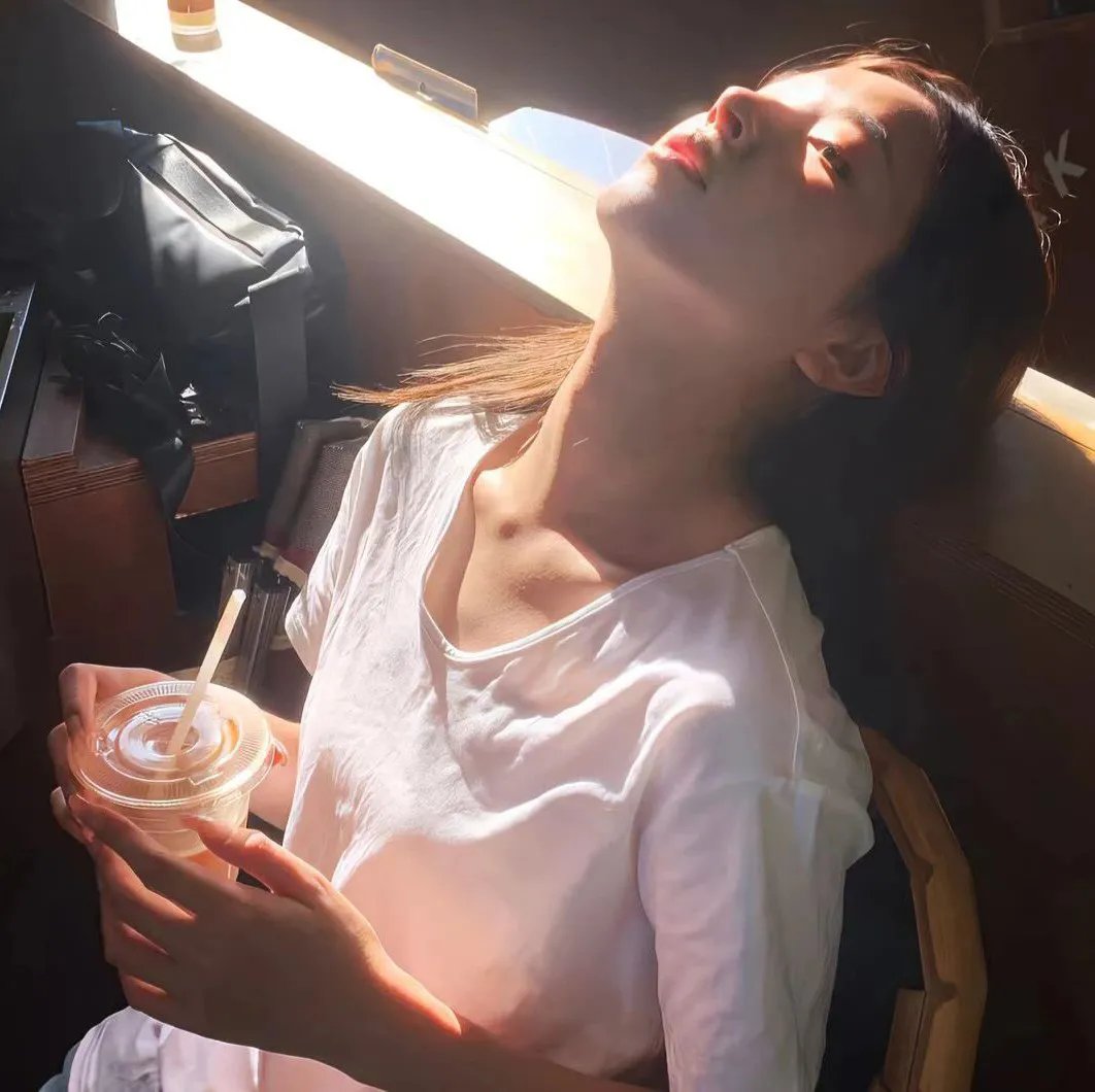 怪胎、先知和女巫的新圣餐